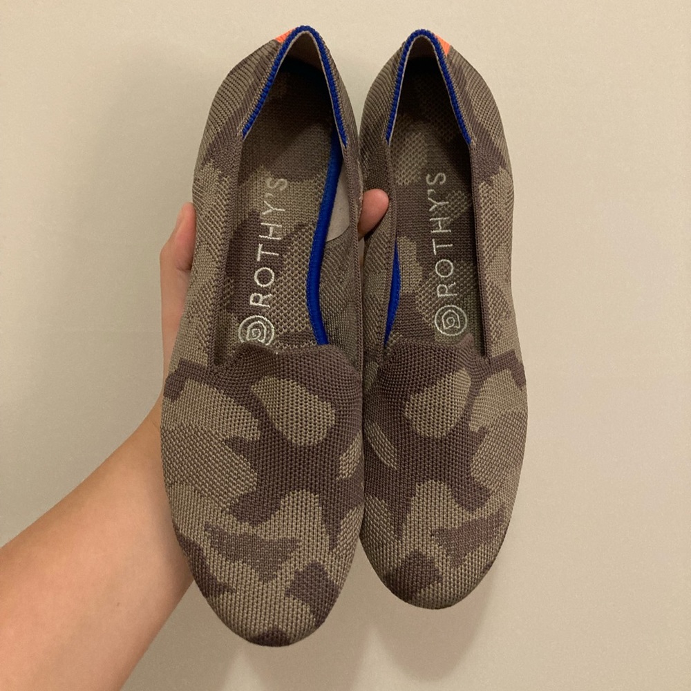 Rothy’s the loafer camo flat